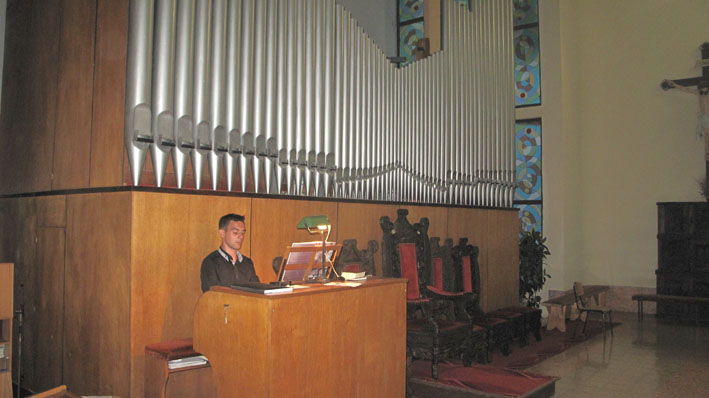 Druženje s tamburašima na trgu, koncert ozbiljne glazbe u crkvi